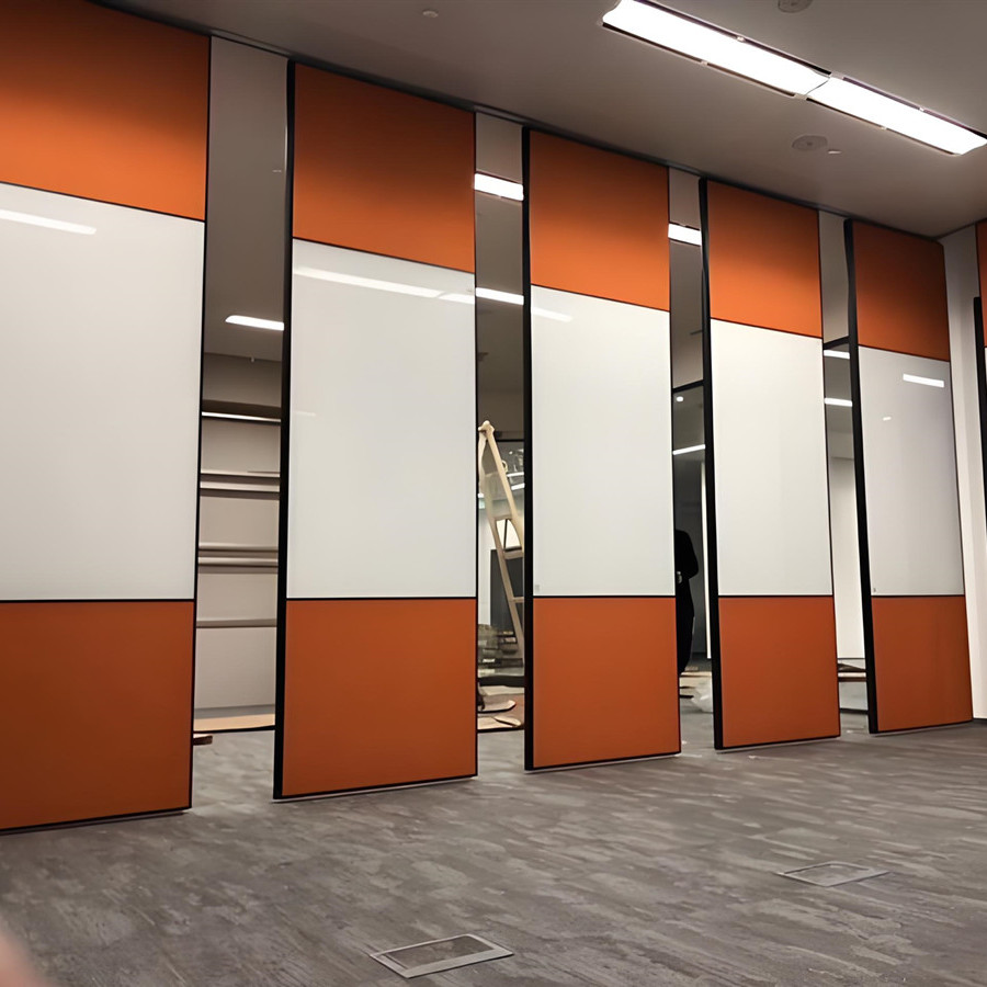 Office Furniture Manufacturers - 自動移動式拡張パーティション 電動可動式オフィスパーティション 間仕切り操作可能折りたたみ式パーティション壁 製造