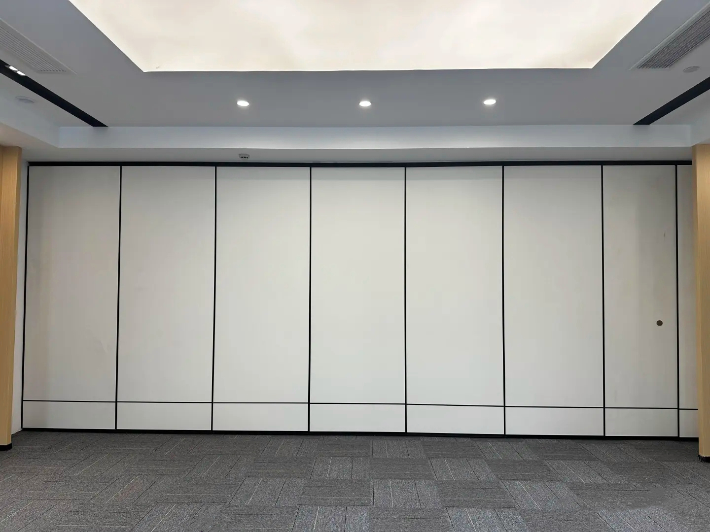自動移動式拡張パーティション 電動可動式オフィスパーティショ - Office Furniture Manufacturers のレビューと価格